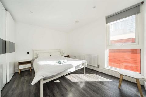 1 bedroom flat for sale, Rope Street, London SE16