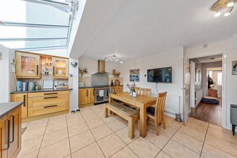 6 Beeston Close, Birchwood, Warrington, WA3 6LU