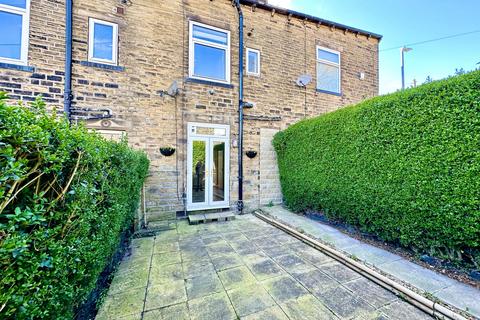 3 bedroom terraced house for sale, Cleveleys Avenue, Sowerby Bridge, HX6 2HS