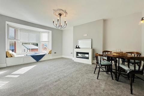 2 bedroom flat for sale, Gold Street, Tiverton EX16