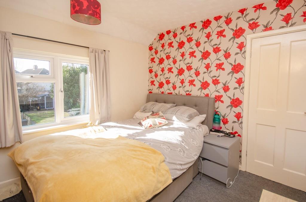 Bedroom one pic 2.jpg
