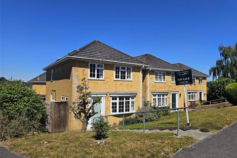 Poplar Way, West Sussex GU29