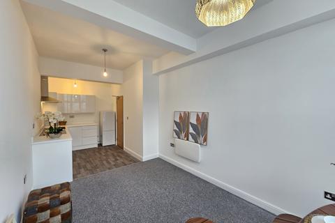 1 bedroom flat to rent, Crabbery Street , ST16 2BE