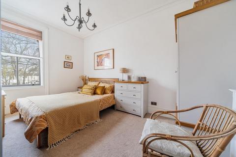 2 bedroom flat for sale, Shooters Hill Road, Blackheath