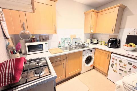 1 bedroom flat for sale, St. Stephens Road, Saltash