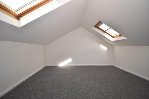 22 Bovemoors Lane, Exeter, EX2 5BP