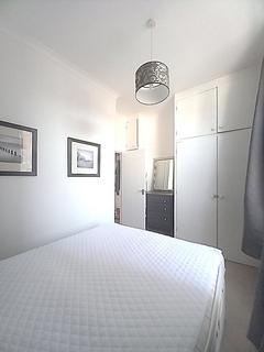 2 bedroom flat to rent, Granville Road, Broadstairs