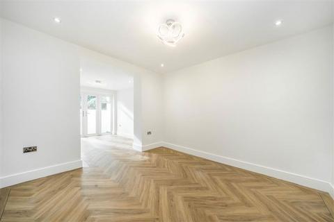 2 bedroom flat for sale, Geoffrey Road, London SE4