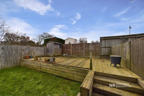 3 Harrow Close, Chessington, KT9 2HR
