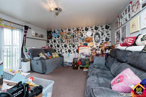 1 bedroom flat for sale, Weston Drive, Caterham, CR3