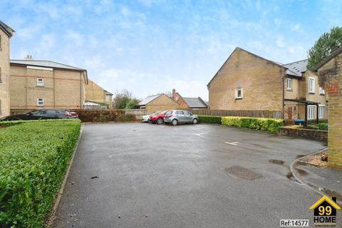 1 bedroom flat for sale, Weston Drive, Caterham, CR3