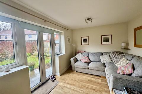 2 bedroom semi-detached house for sale, Kestrel Close, Malvern