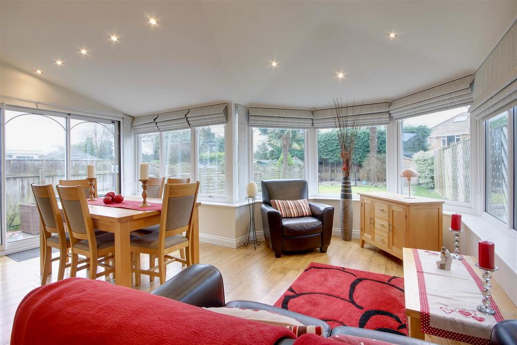 Dining/Day Room