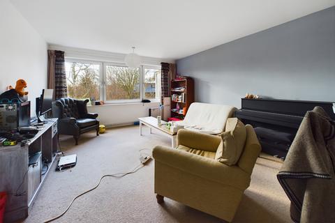 2 bedroom flat for sale, Pentlands Court, Cambridge