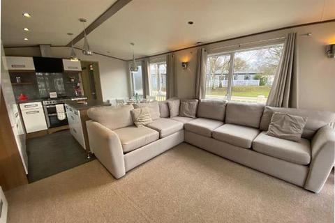 2 bedroom static caravan for sale, Tattershall Lakes Country Park