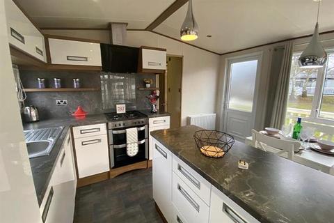 2 bedroom static caravan for sale, Tattershall Lakes Country Park