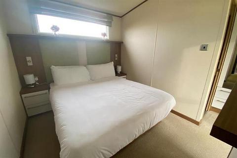 2 bedroom static caravan for sale, Tattershall Lakes Country Park