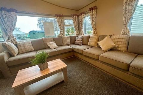 3 bedroom static caravan for sale, Tattershall Lakes Country Park