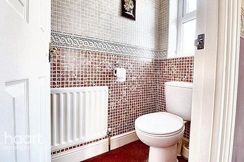 22 Broadacres, Luton, LU2 7YF