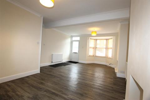 3 bedroom terraced house for sale, Cavendish Avenue, Gillingham ME7