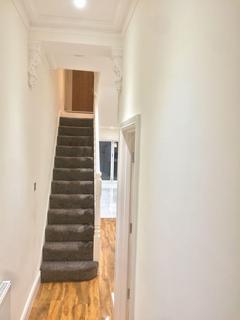 5 bedroom terraced house to rent, Buxton Road, London, E17