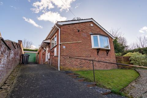 2 bedroom bungalow for sale, St. Marks Close, Worcester, Worcestershire, WR5