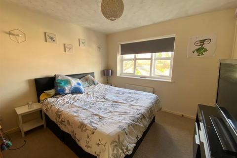 17 Bramble Close, Malvern, WR14 2UW