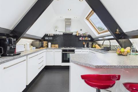 3 bedroom apartment for sale, Collegiate Crescent, Broomhall, Sheffield