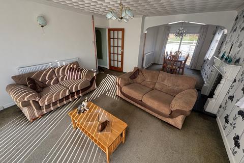 3 bedroom detached bungalow for sale, Drefach, Llanybydder, SA40