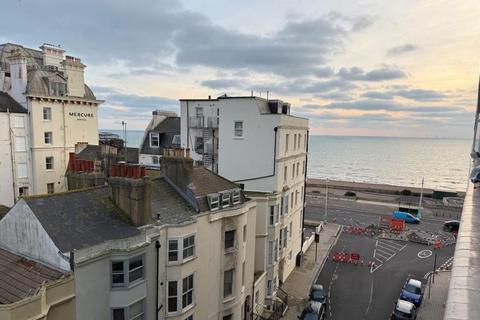 1 bedroom flat for sale, 57 Embassy Court, Kings Road, Brighton, East Sussex, BN1 2PX