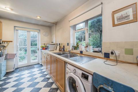 2 bedroom house for sale, Church Lane, Teddington TW11