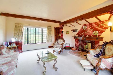 2 bedroom detached house for sale, Hill Rise, Cuffley EN6