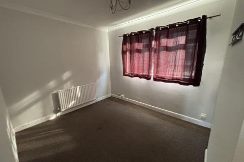 2 bedroom house to rent, Albany Road, Chatham, ME4