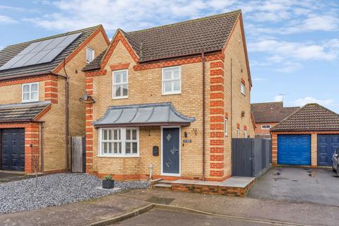 3 Overlord Close, Shefford, SG17 5UT