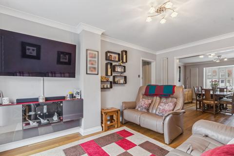 3 Overlord Close, Shefford, SG17 5UT