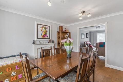 3 Overlord Close, Shefford, SG17 5UT
