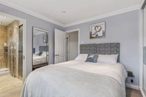 3 Overlord Close, Shefford, SG17 5UT