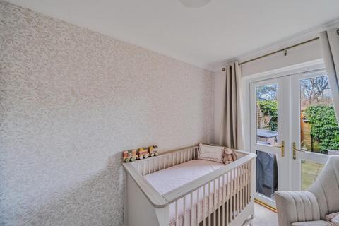 Flat 2, 70 Queens Road, London, SW19 8LR