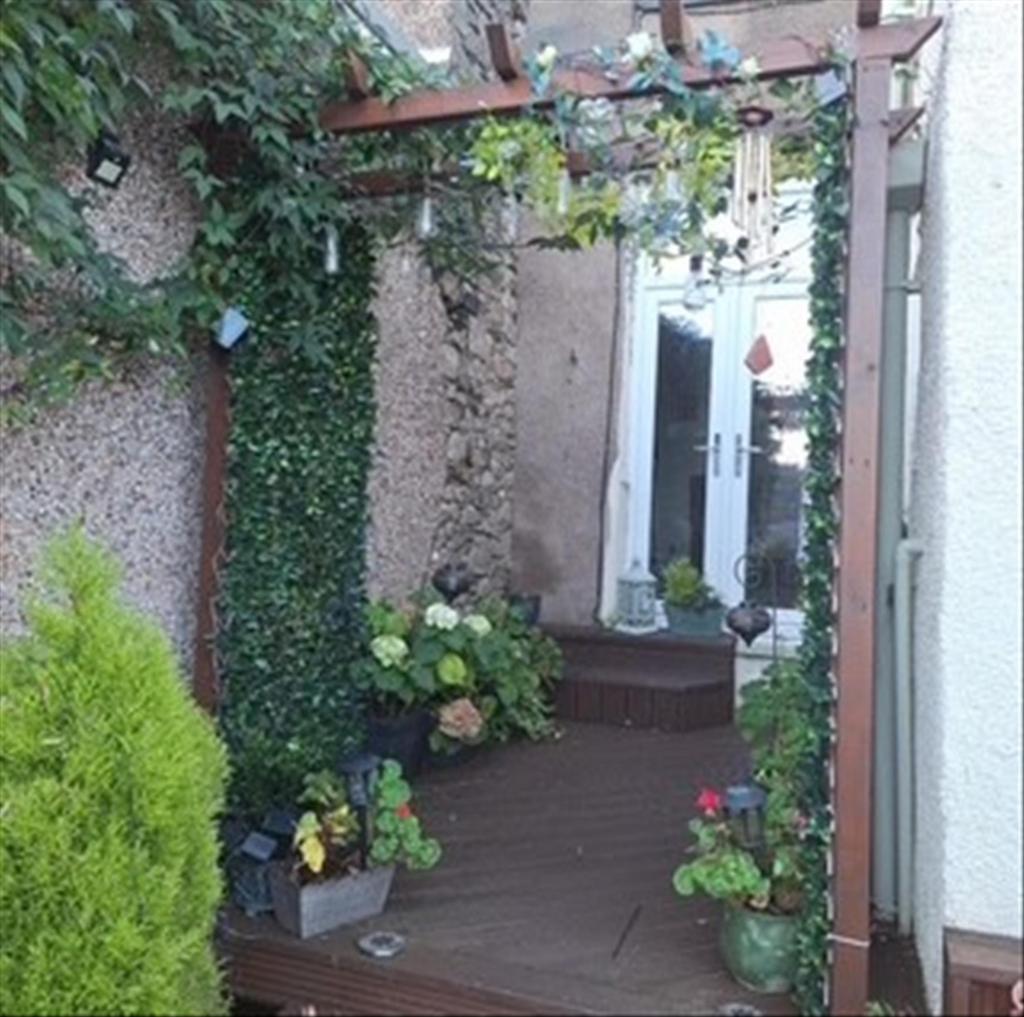 Exterior 2