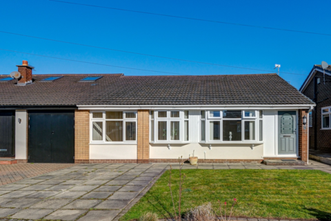 3 bedroom semi-detached bungalow for sale, Oughtrington View, Lymm WA13