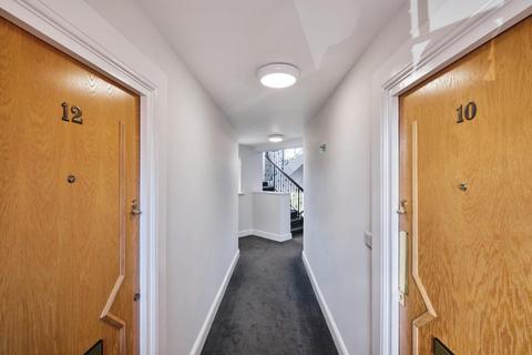 12 Harrington Walk, Lichfield, WS13 7UY