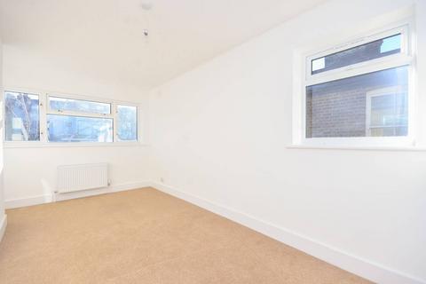 2 bedroom flat for sale, High Road Leytonstone, Leytonstone, London, E11