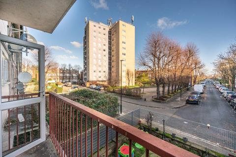 2 bedroom flat for sale, Windsor Road, Forest Gate, London, E7