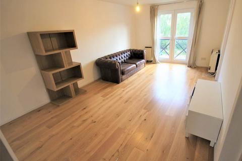 2 bedroom flat to rent, Northiam Street, Hackney, London