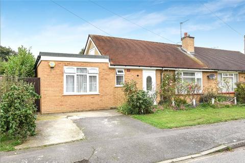 2 bedroom bungalow to rent, St. Matthew Close, Uxbridge, UB8