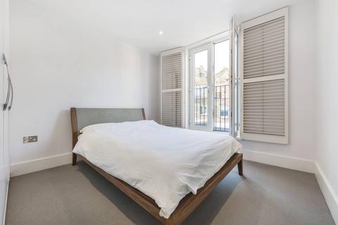 1 bedroom flat to rent, Bramber Road, Barons Court, London, W14