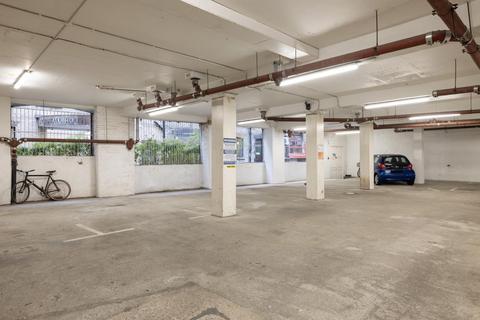 Flat 4, 25 Broadwall, London, SE1 9PS
