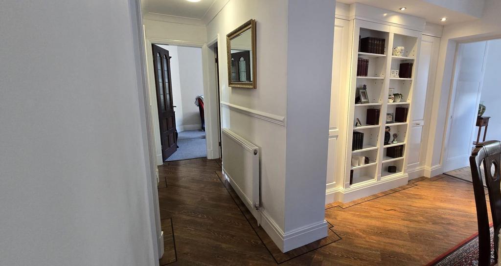 Lower floor hallway.jpg
