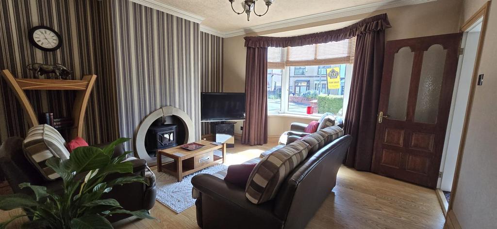 Living room from dining room.jpg