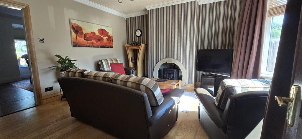 Living room from entrance.jpg